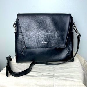 NWOT Matt & Nat Vegan Envelope Crossbody Purse